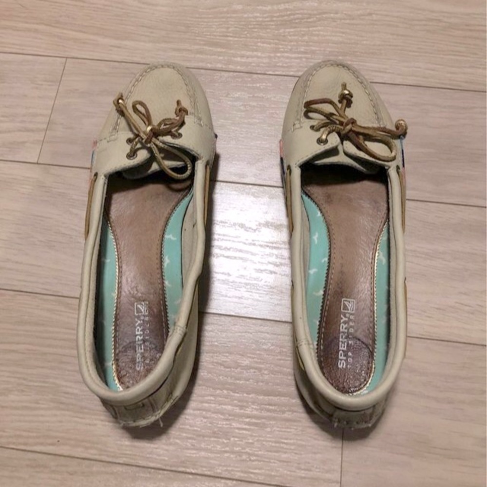 Sperry leather boat shoes